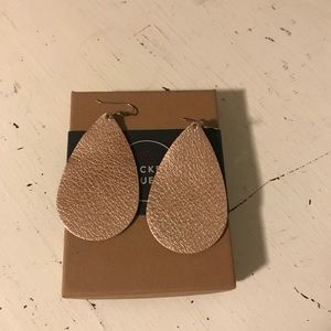 Nickel and Suede Rose Gold Medium Leather